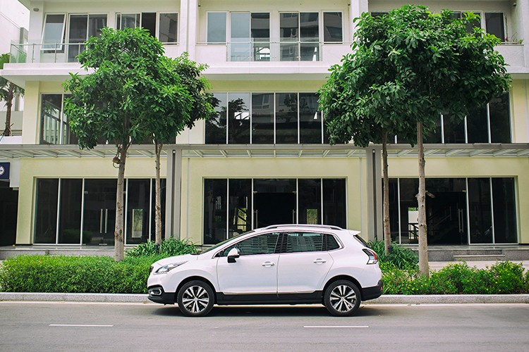 Can canh Peugeot 3008 gia 1,1 ty dong tai Viet Nam-Hinh-8